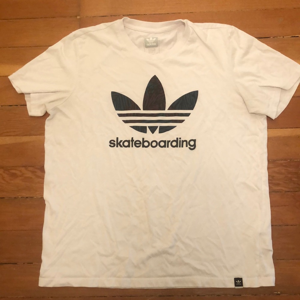 Men’s XL Adidas Skateboarding T- Shirt